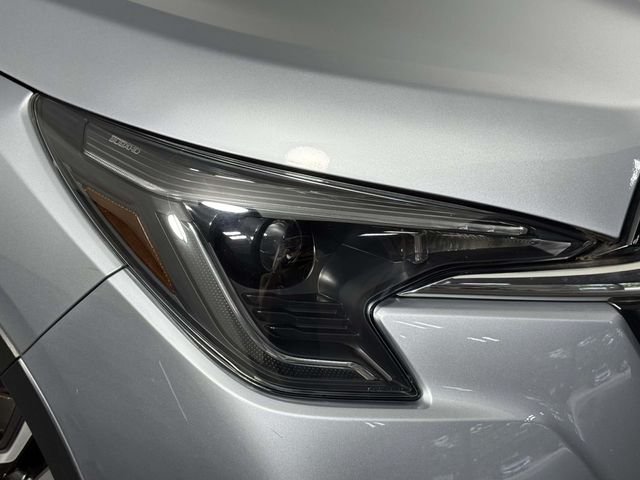 Used 2023 Ice Silver Metallic Subaru Limited image 15