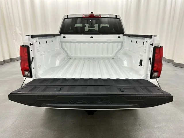 2026 Chevrolet Colorado Z71 - Photo 7