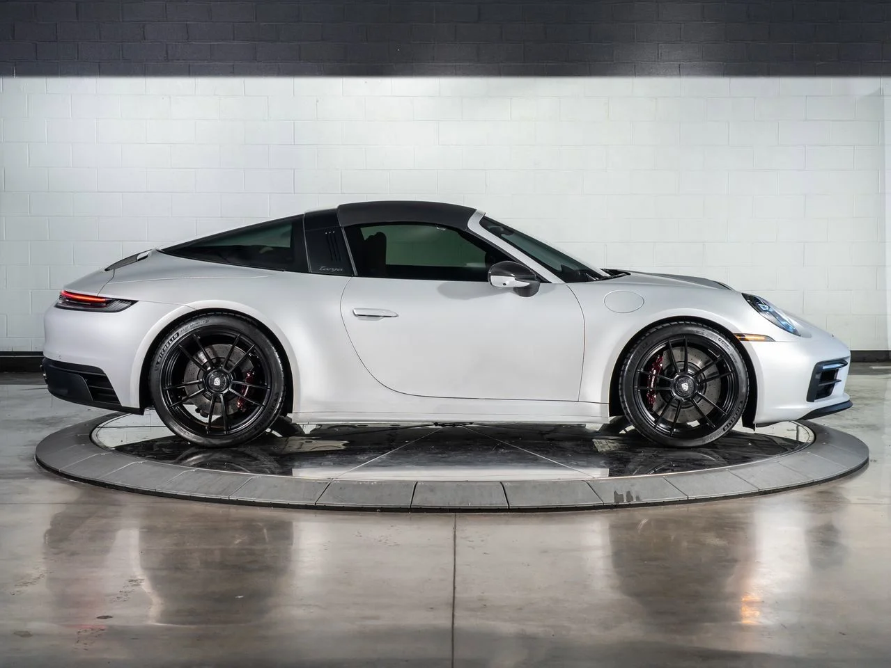 Used 2024 Silver Porsche Targa 4 GTS image 16