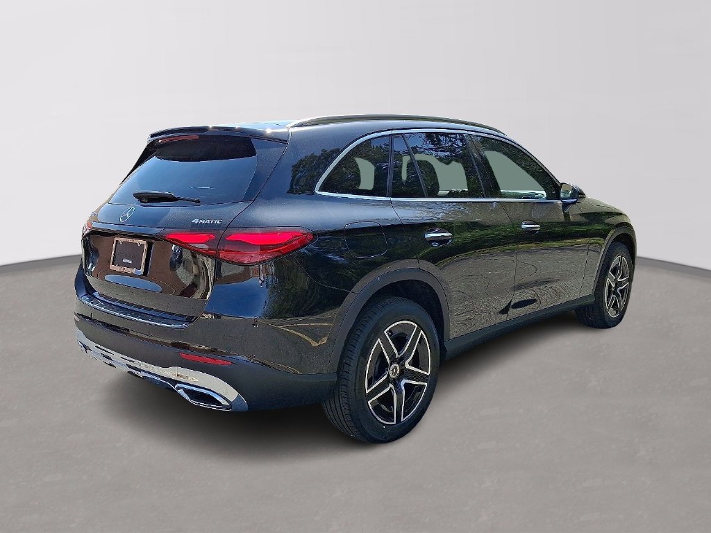 2026 Mercedes-Benz GLC Base - Photo 3