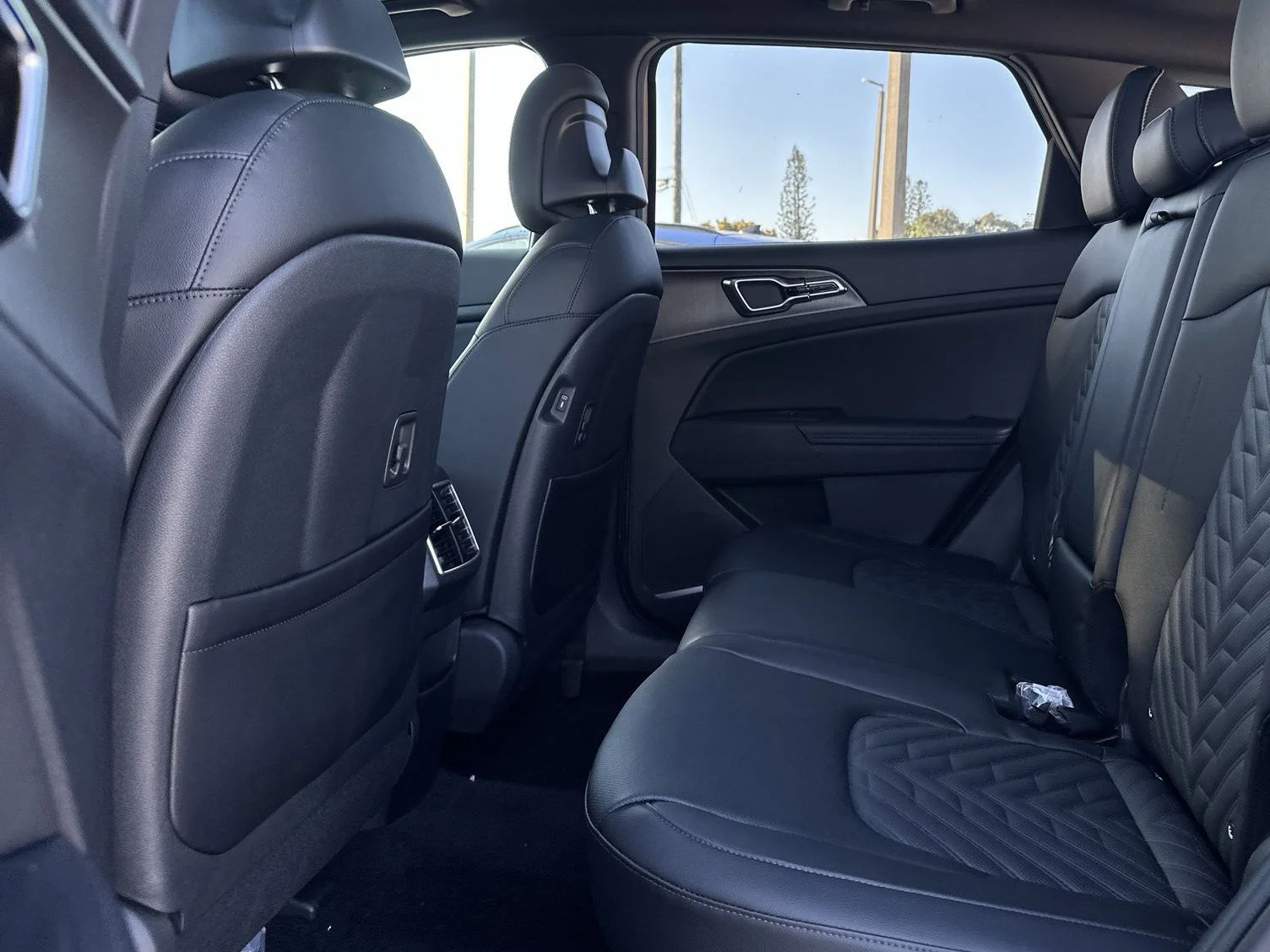 New 2026 Wolf Gray Kia X-Pro Prestige image 25