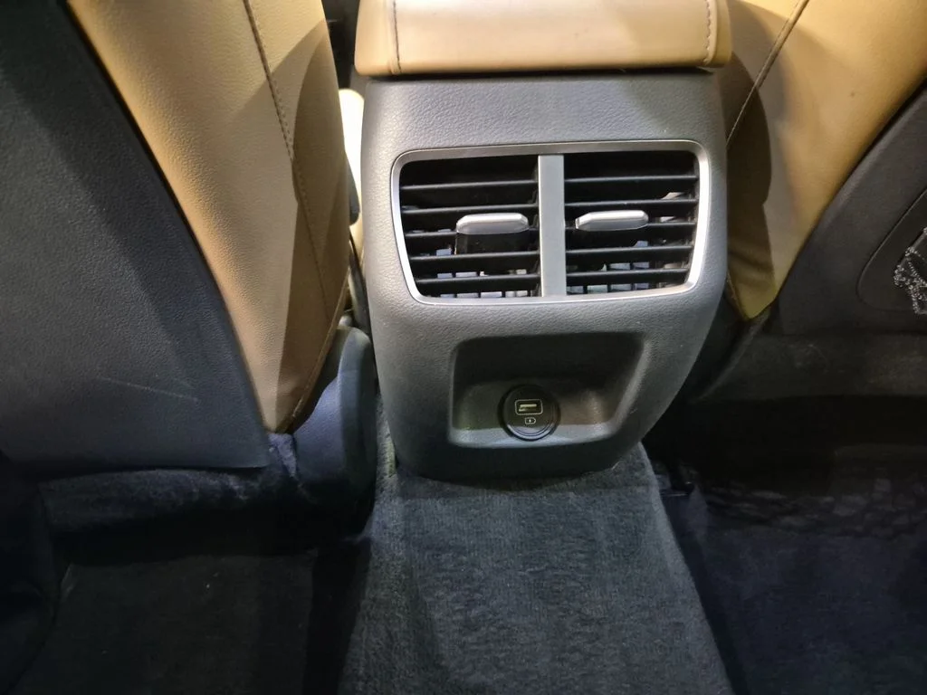 Used 2021 Portofino Gray Hyundai Limited image 18
