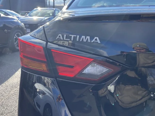 2025 Nissan Altima SV - Photo 29
