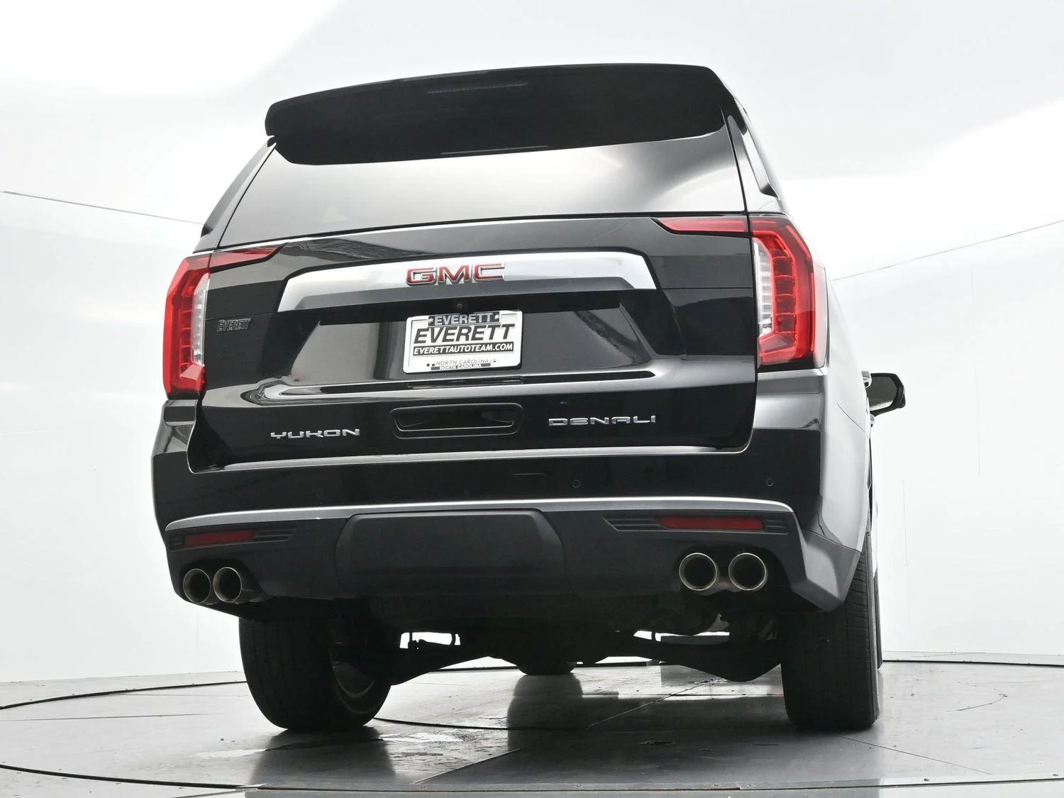 Used 2024 Onyx Black GMC Denali image 56