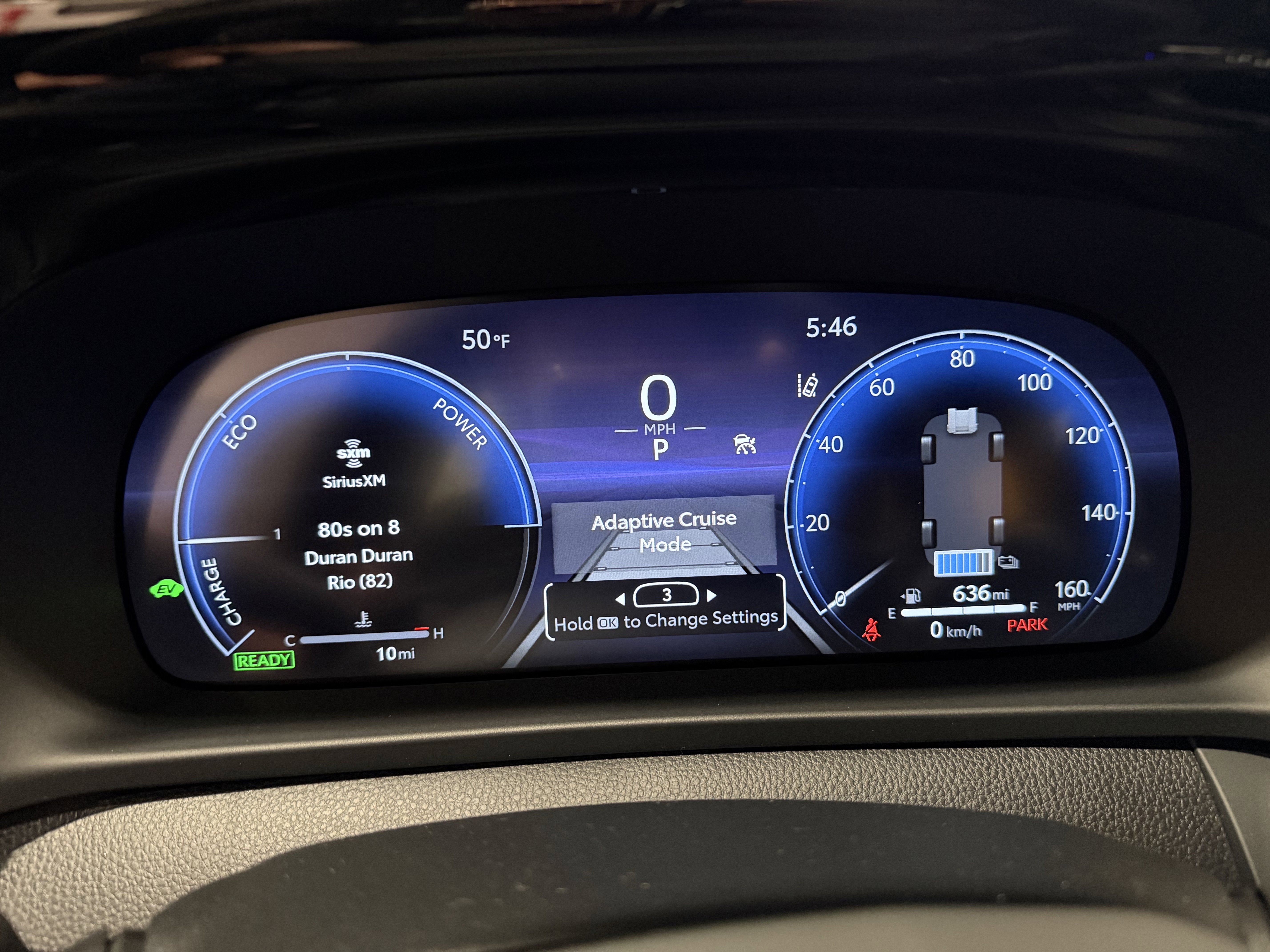 2025 Toyota Crown Signia XLE - Photo 9