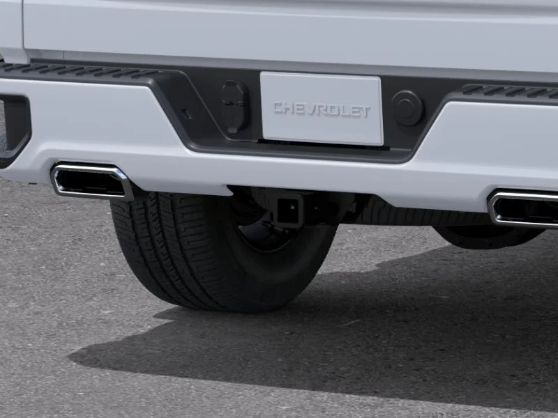 New 2026 Summit White Chevrolet RST image 15