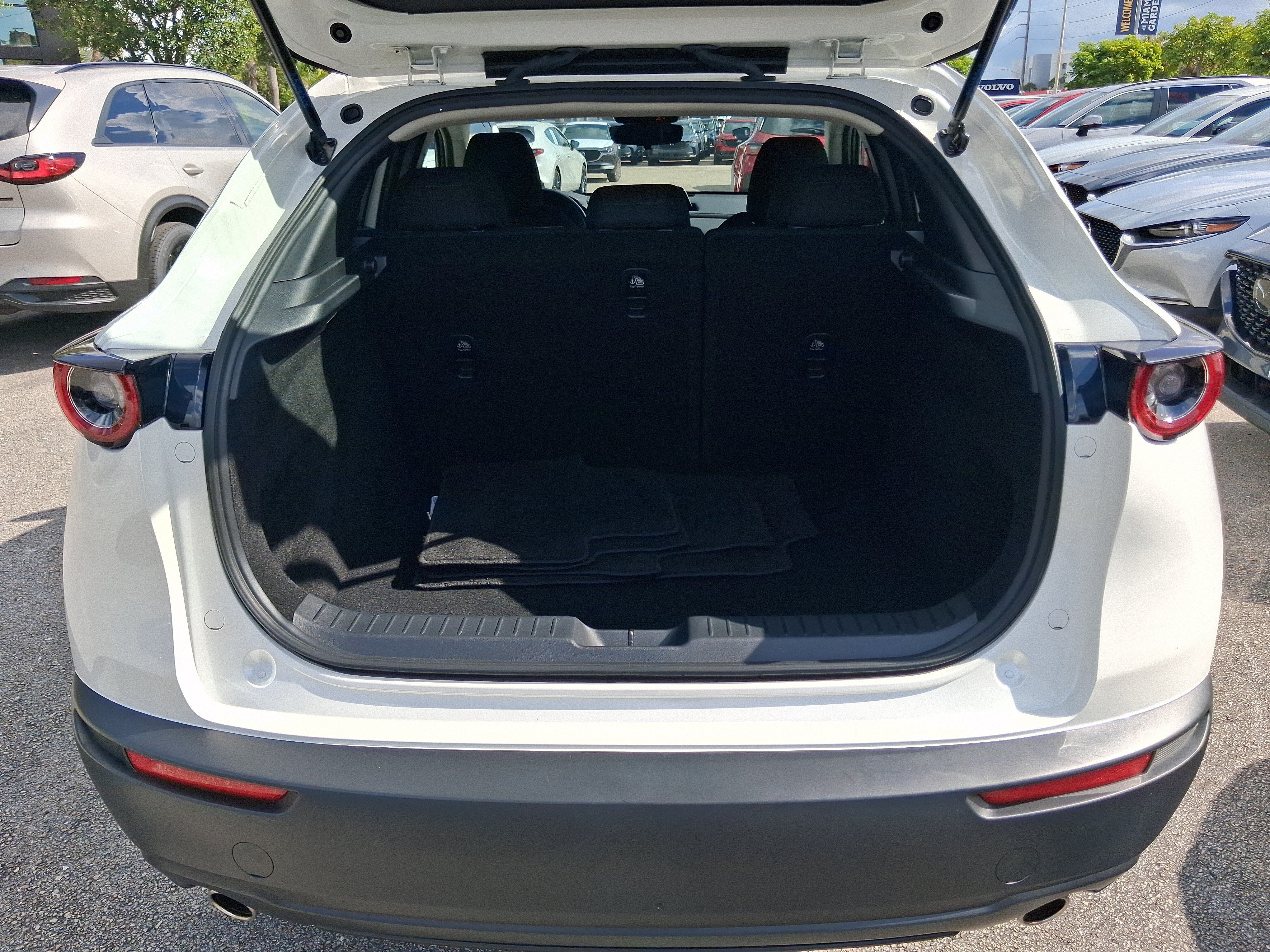 Certified Used 2024 White Mazda 2.5 S image 5