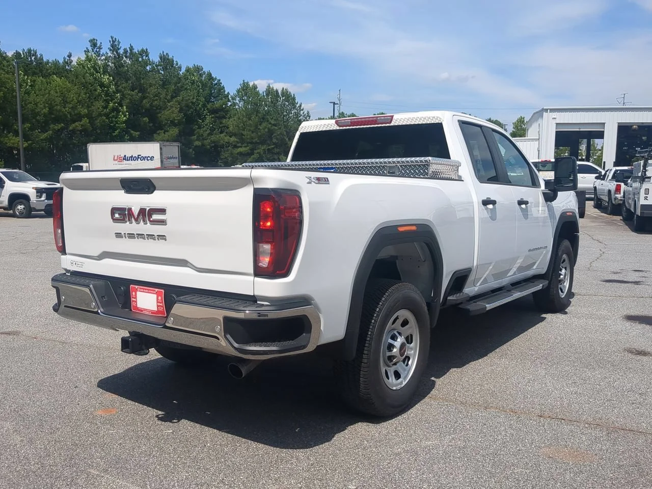 New 2026 Summit White GMC Pro image 8