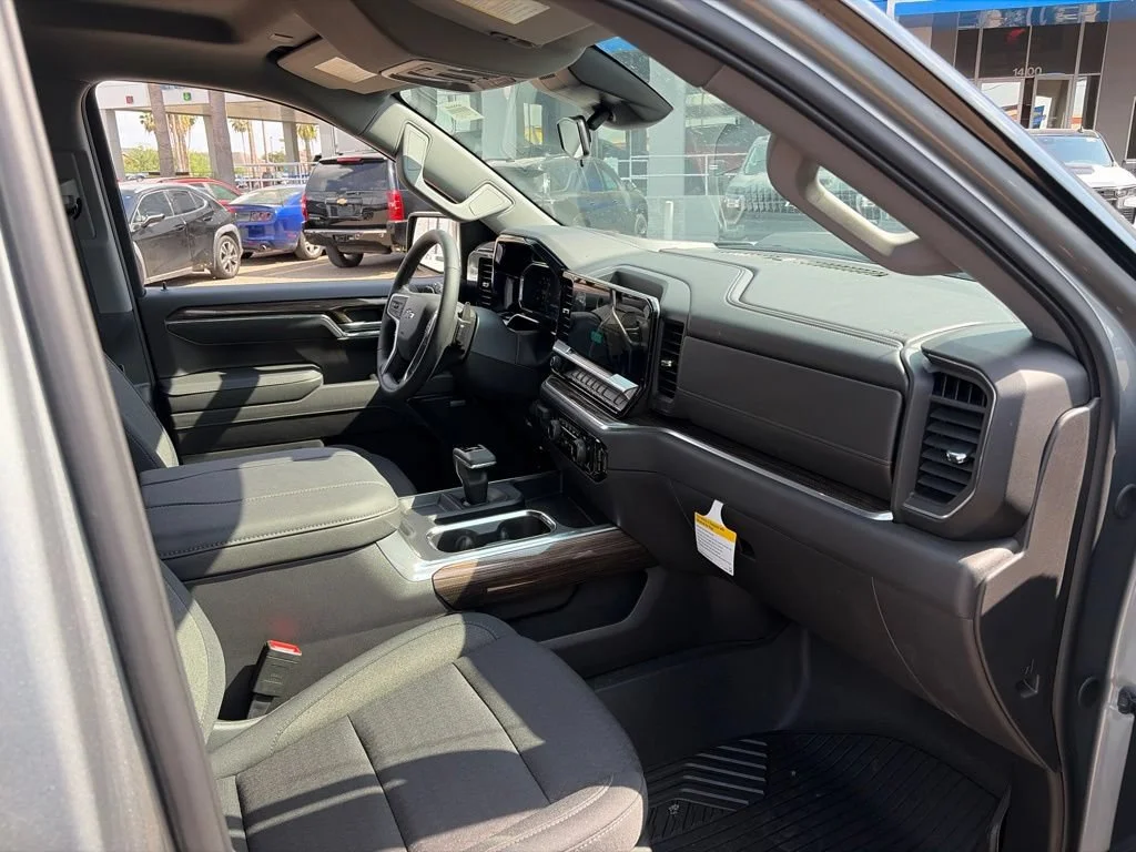 2026 Chevrolet Silverado 1500 LT Trail Boss - Photo 11