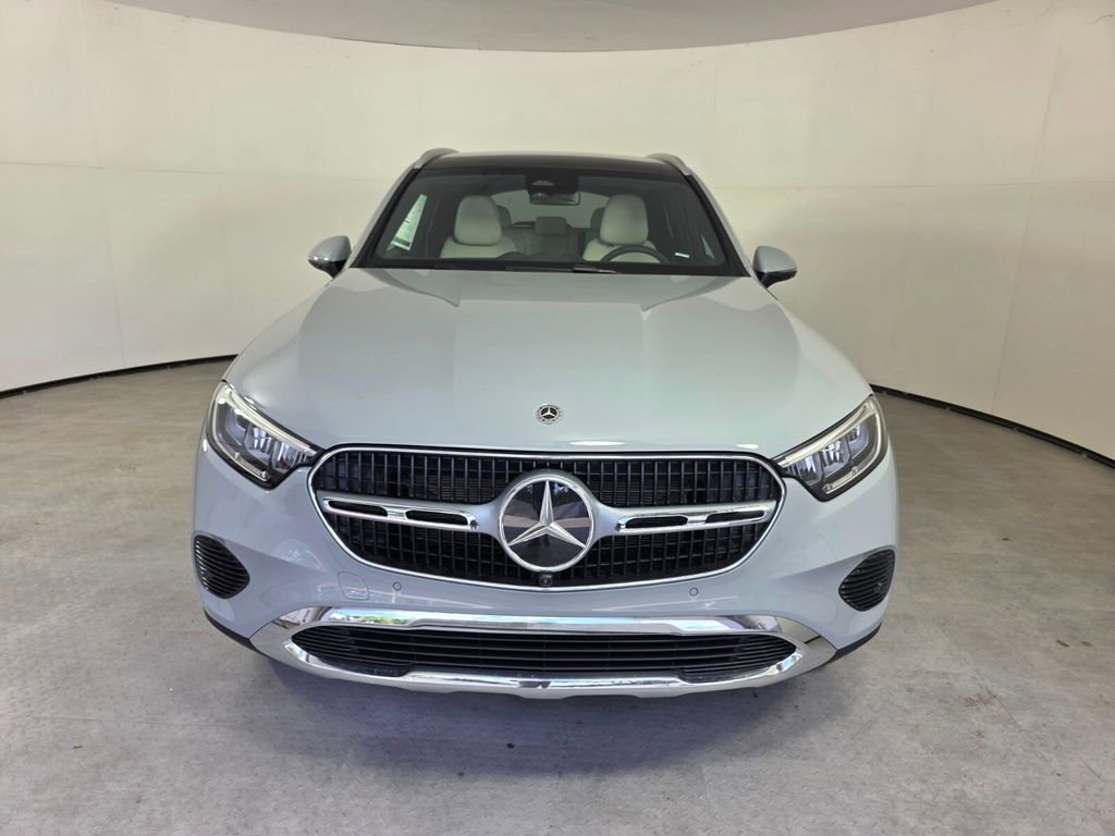 New 2026 MANUFAKTUR Alpine Grey Mercedes-Benz GLC 300 image 17