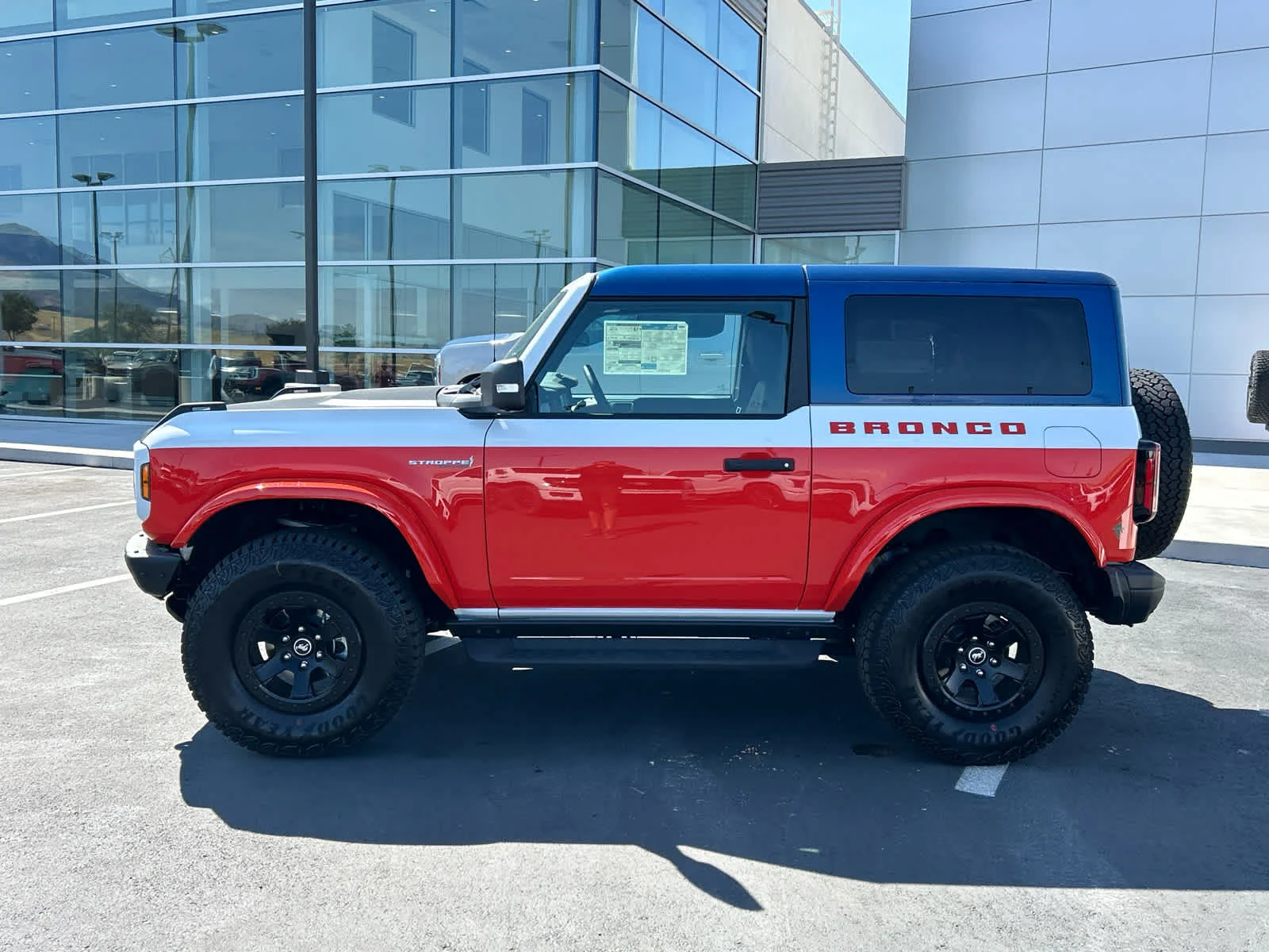 2025 Ford Bronco 2-Door Stroppe - Photo 11