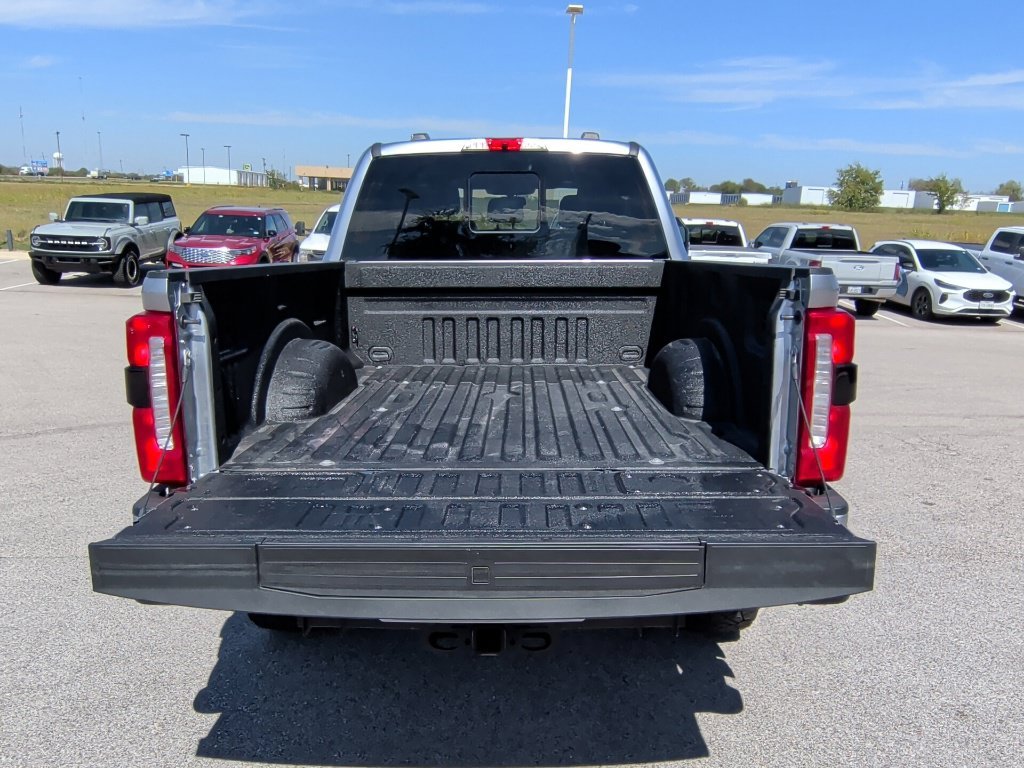 Used 2024 Iconic Silver Metallic Ford Lariat image 45