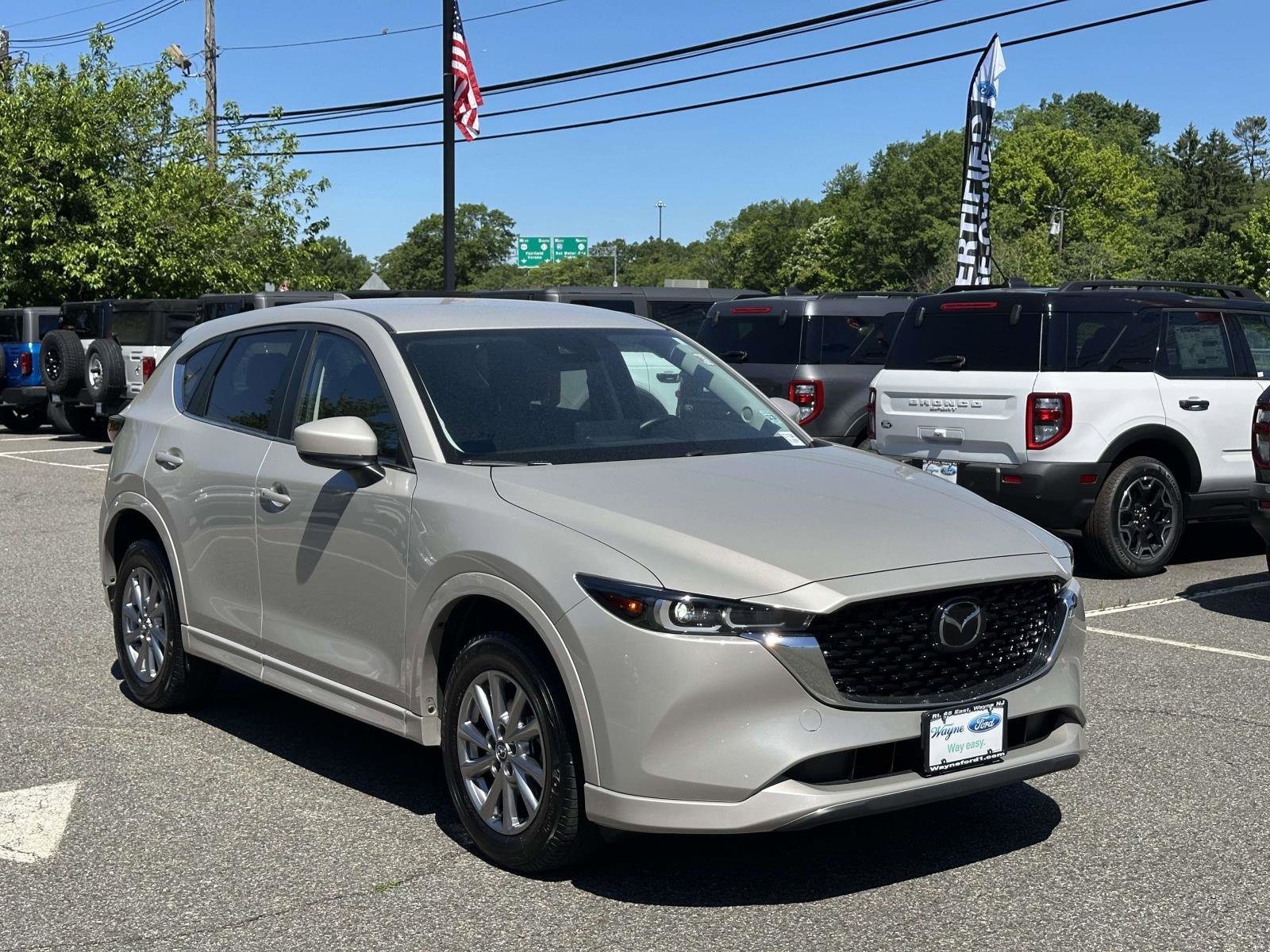 2024 Mazda CX-5 S Select Package Auto AWD's photo