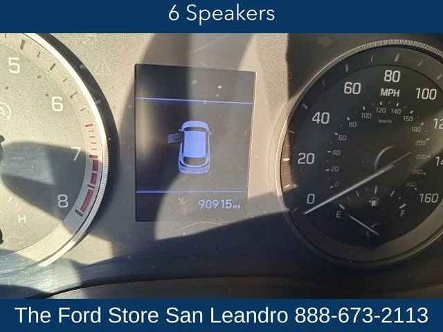 Used 2019 White Hyundai Value image 10