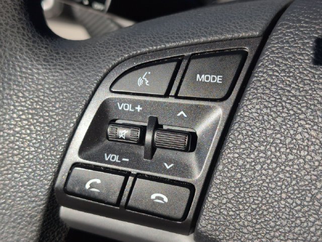 Used 2020 Gray Hyundai Value image 19