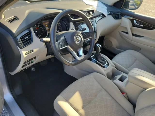 2020 Nissan Rogue Sport SV - Photo 18