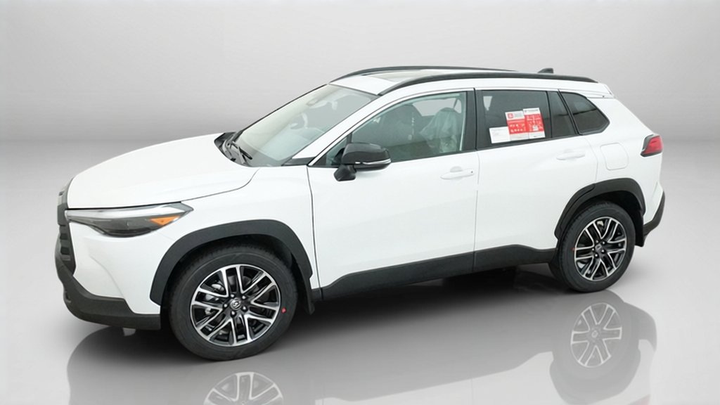 New 2026 Wind Chill Pearl Toyota XLE image 33