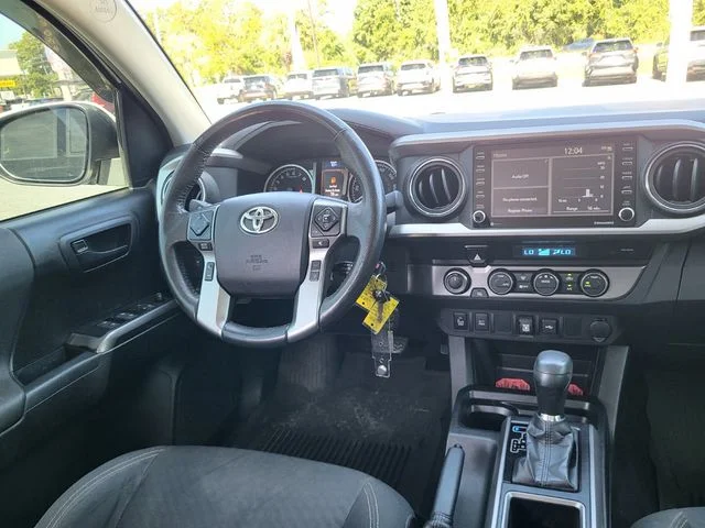 Used 2021 White Toyota SR5 image 14