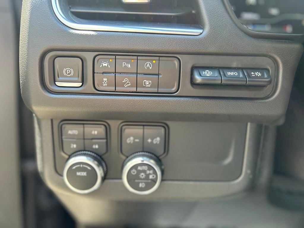 Used 2023 Black GMC AT4 image 22