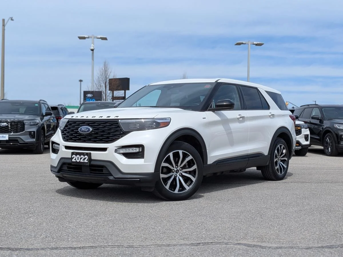 Used 2022 White Ford St-Line image 1