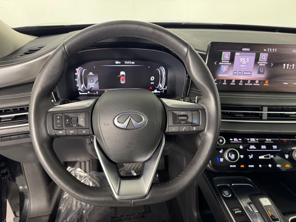Used 2023 Mineral Black INFINITI LUXE image 19