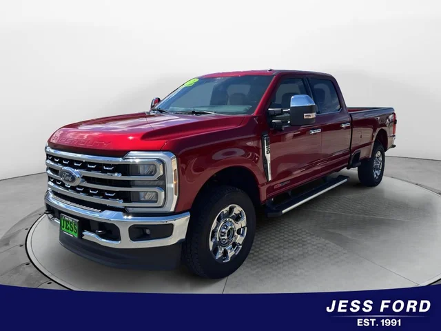 2026 Ford Super Duty F-350® Lariat®