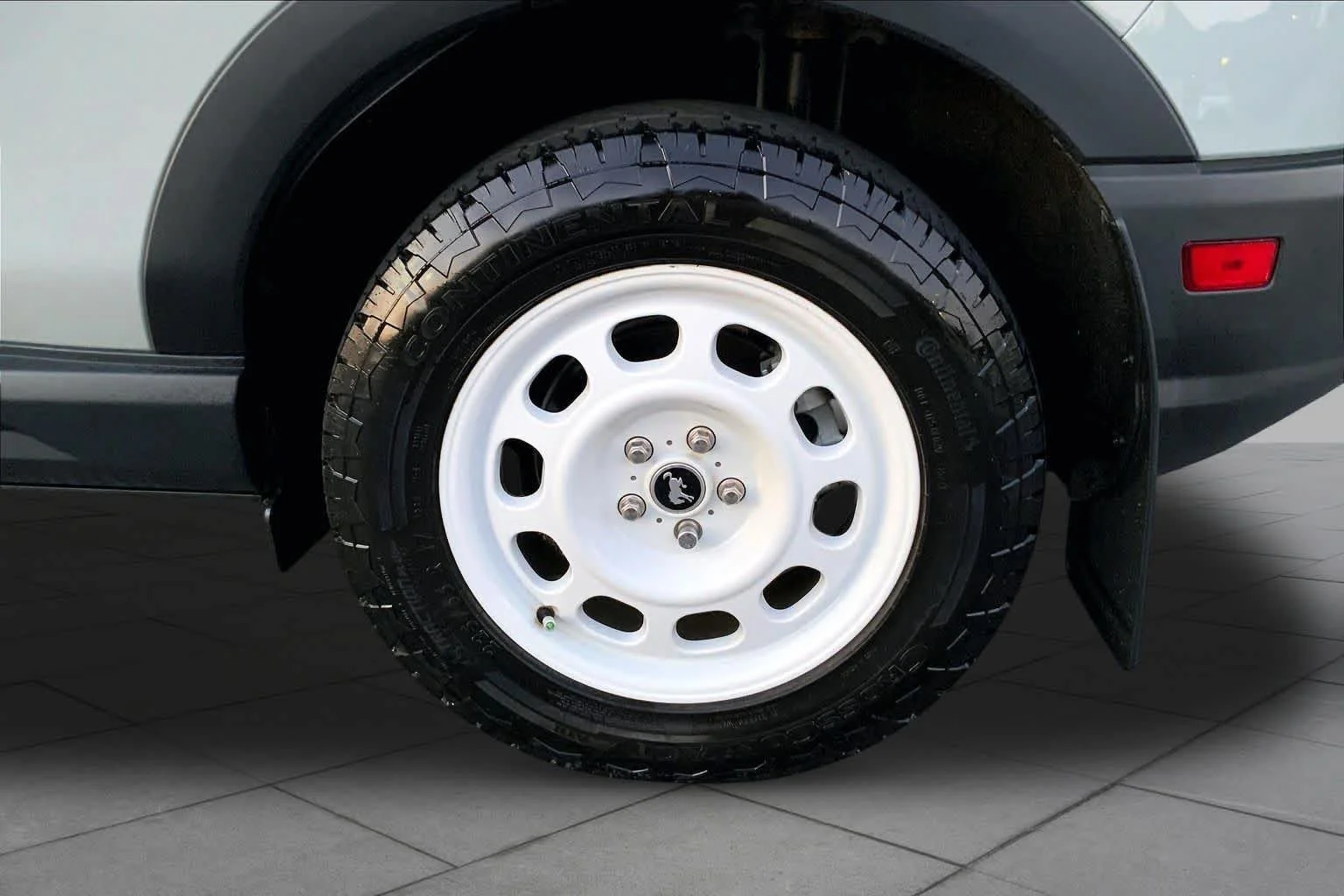 Used 2024 Cactus Gray Ford Heritage image 11