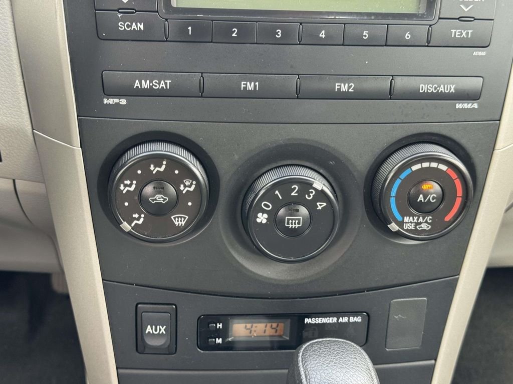 Used 2010 Black Toyota  image 4