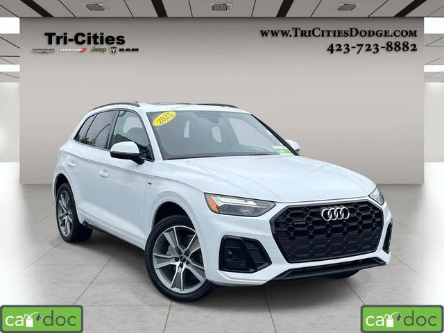 2025 Audi Q5 45 Premium's photo