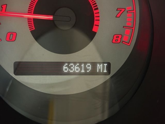 Used 2007 Red Pontiac Base image 24