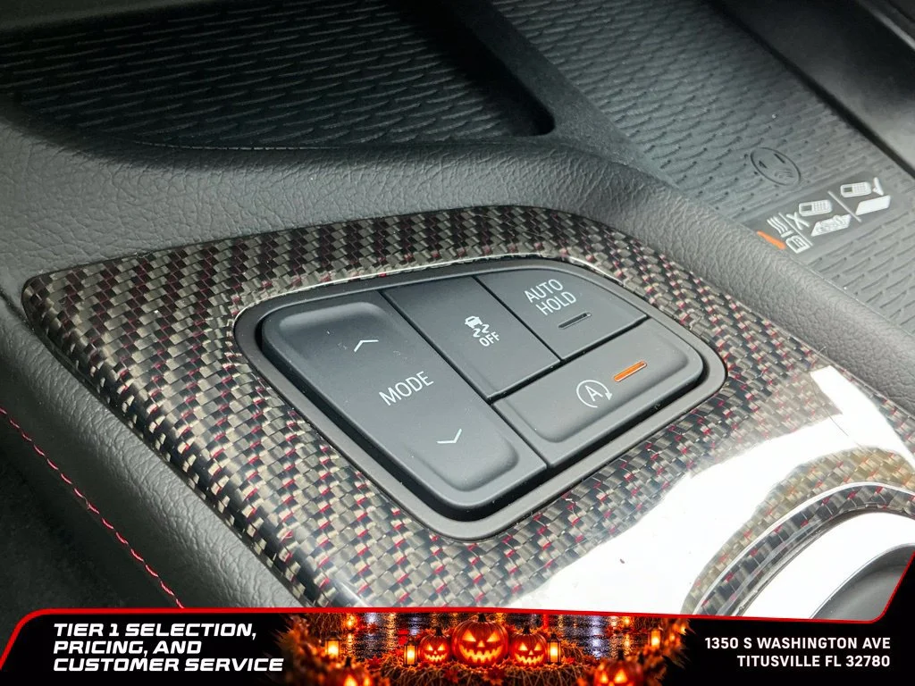 Used 2025 Coastal Blue Metallic Cadillac V-Series image 35