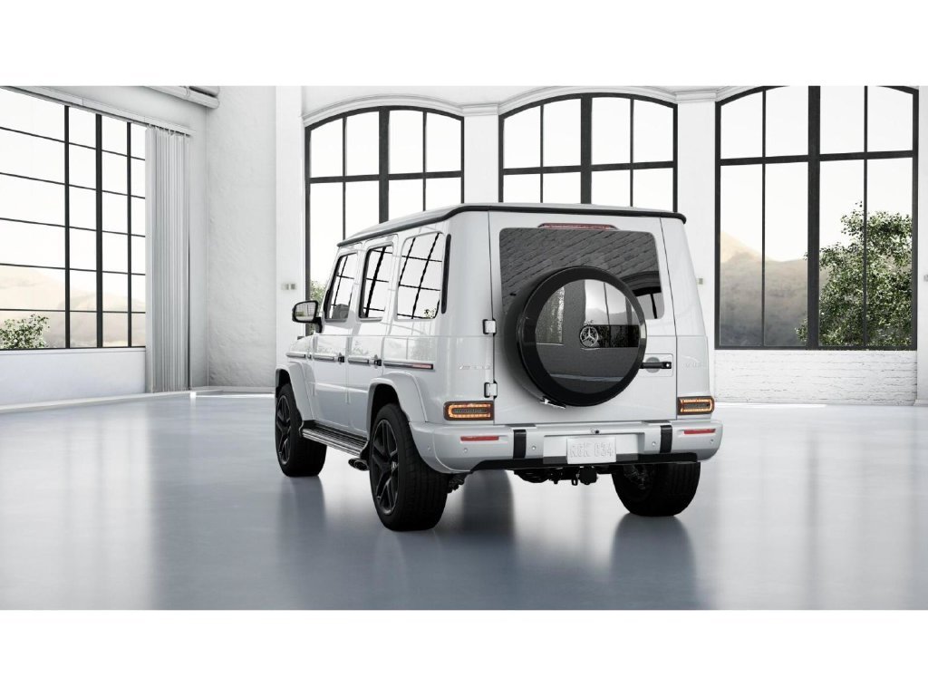 New 2027 MANUFAKTUR Moonlight White Metallic Mercedes-Benz AMG® G 63 SUV image 27