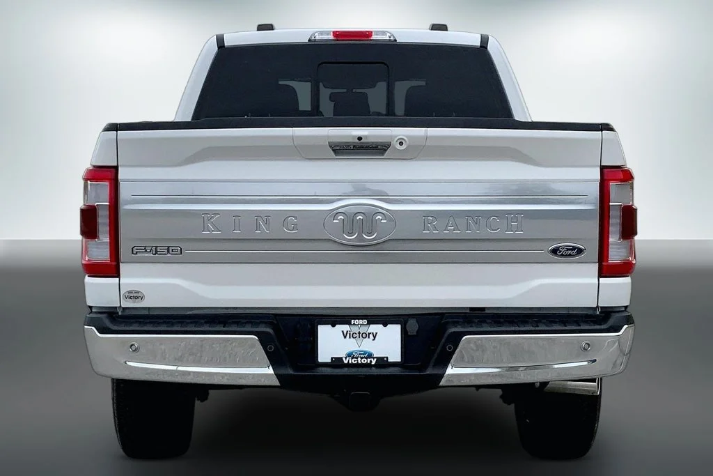 Used 2023 White Ford King Ranch image 4