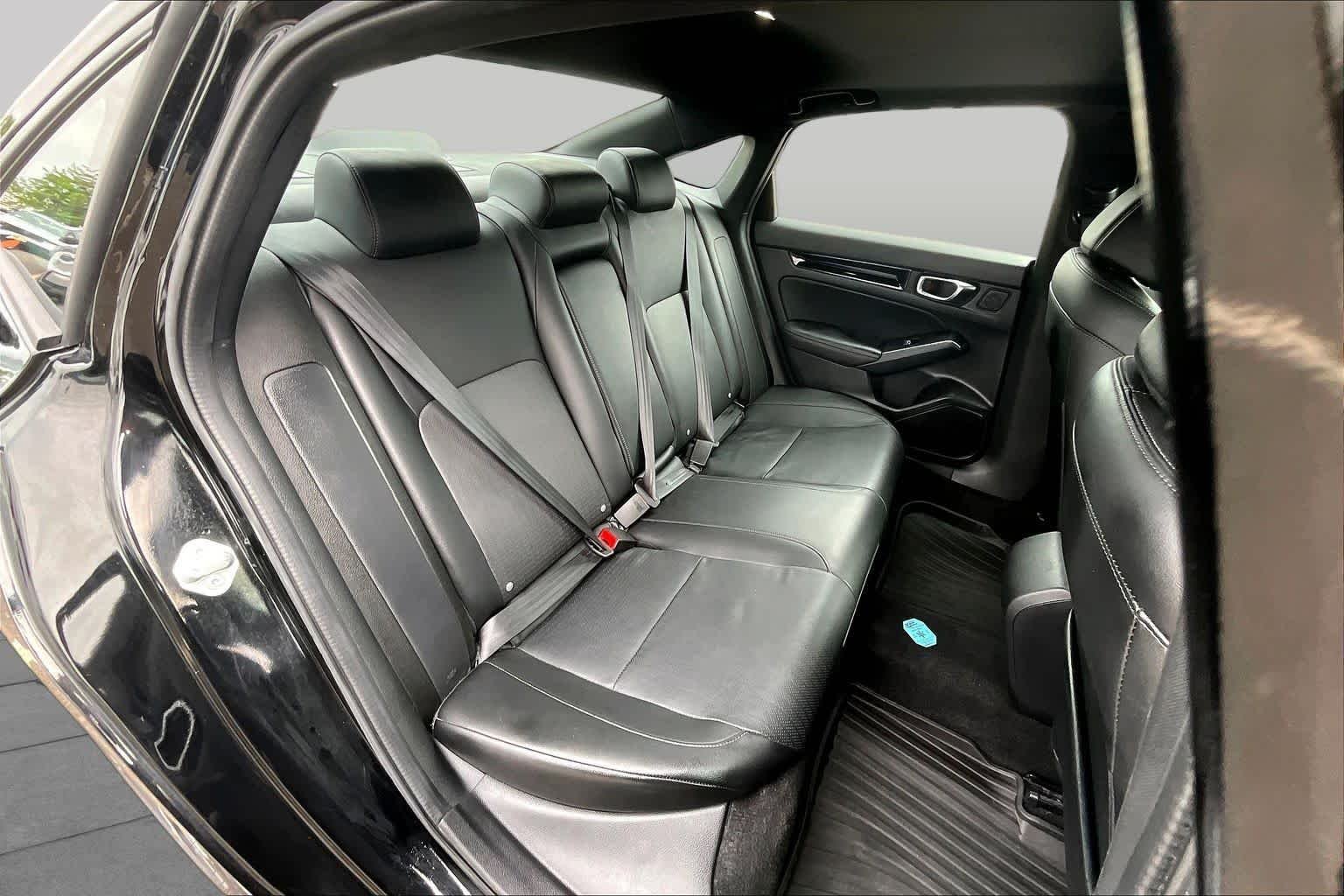 2025 Honda Civic Sport Touring - Photo 20