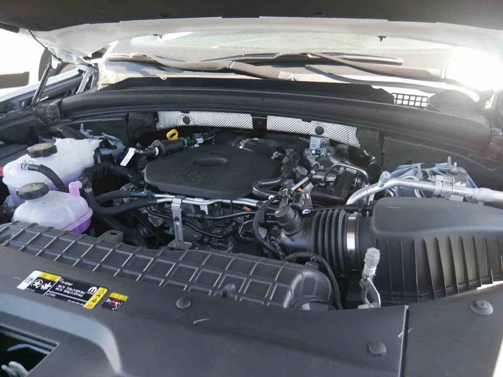 New 2026 White Jeep Altitude image 11