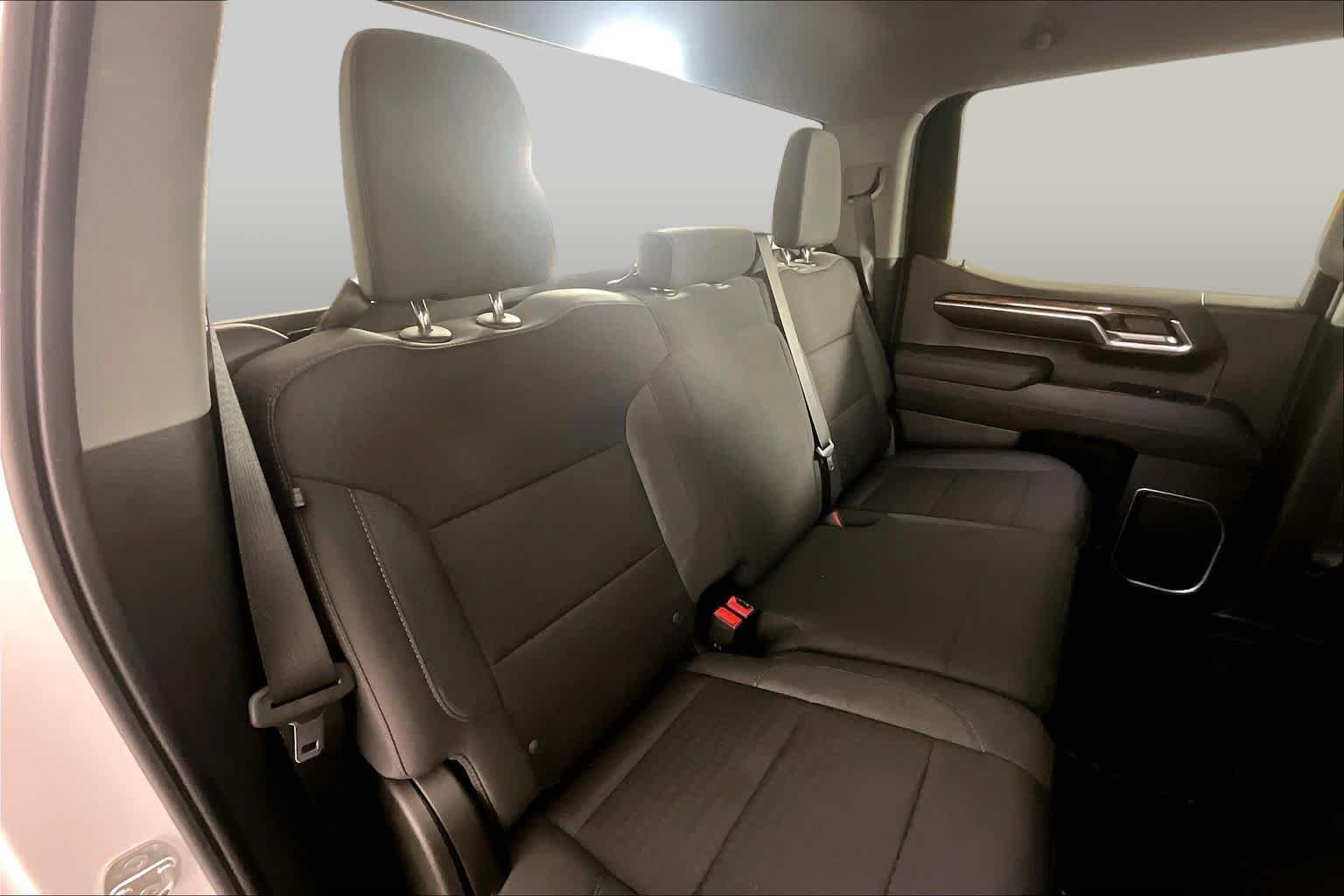 Certified Used 2023 Summit White GMC SLE image 20