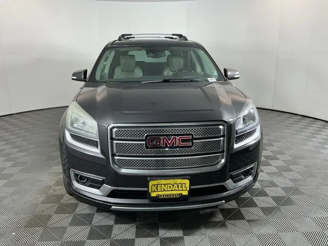 Used 2014 Silver GMC Denali image 2
