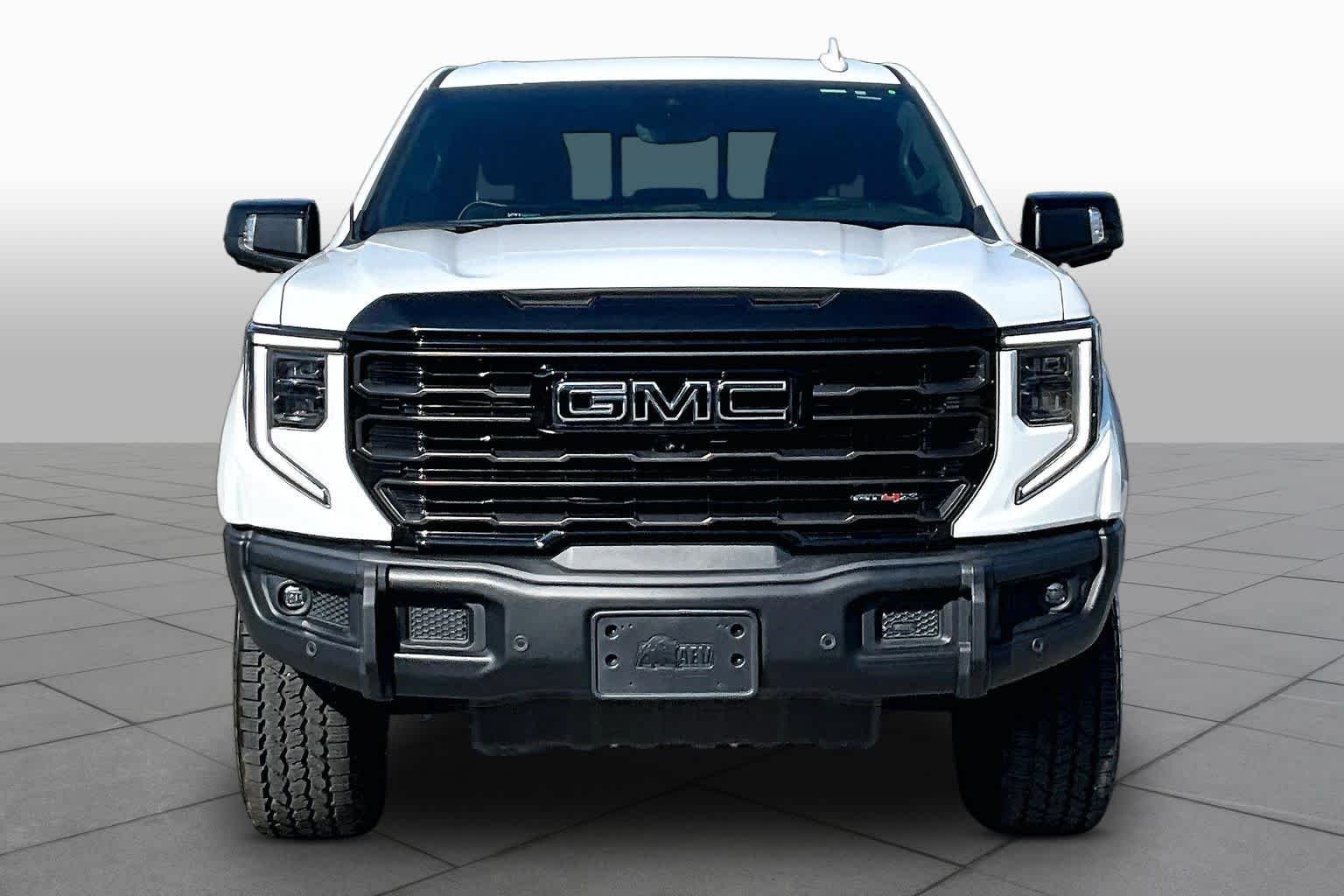 Used 2025 Summit White GMC AT4X image 3