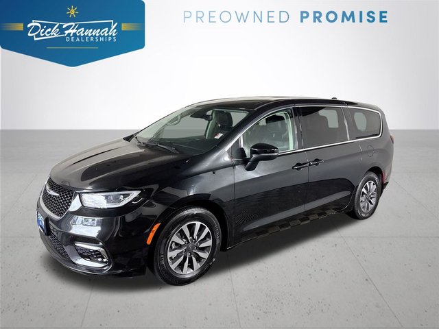 2023 Chrysler Pacifica Hybrid Touring L
