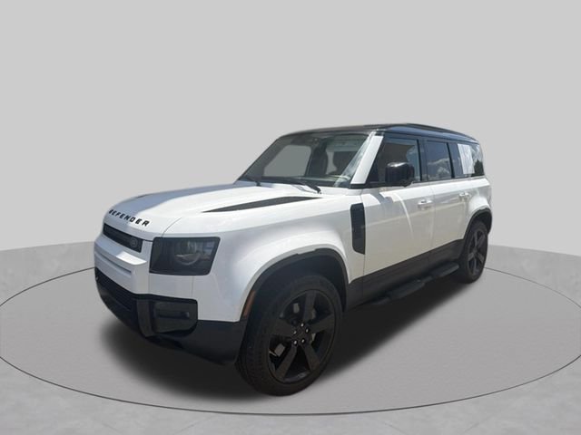 Certified Used 2026 Fuji White Land Rover S image 1