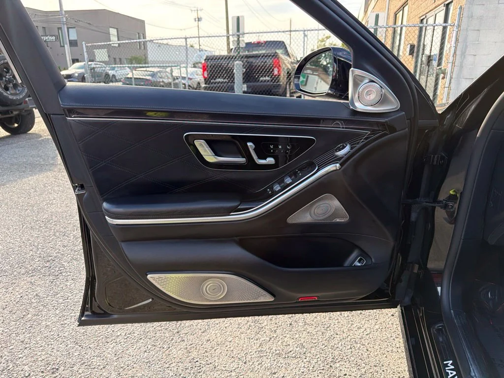 Used 2023 Black Mercedes-Benz Maybach S 580 image 35