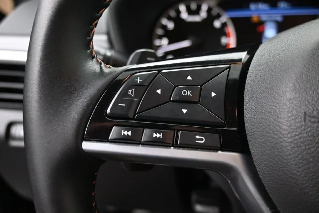Used 2025 Black Nissan 2.5 SR image 19