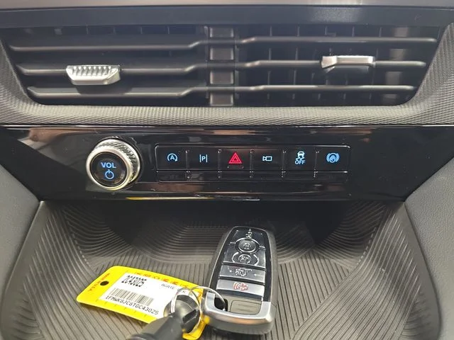 New 2026 Agate Black Metallic Ford Tremor® image 33