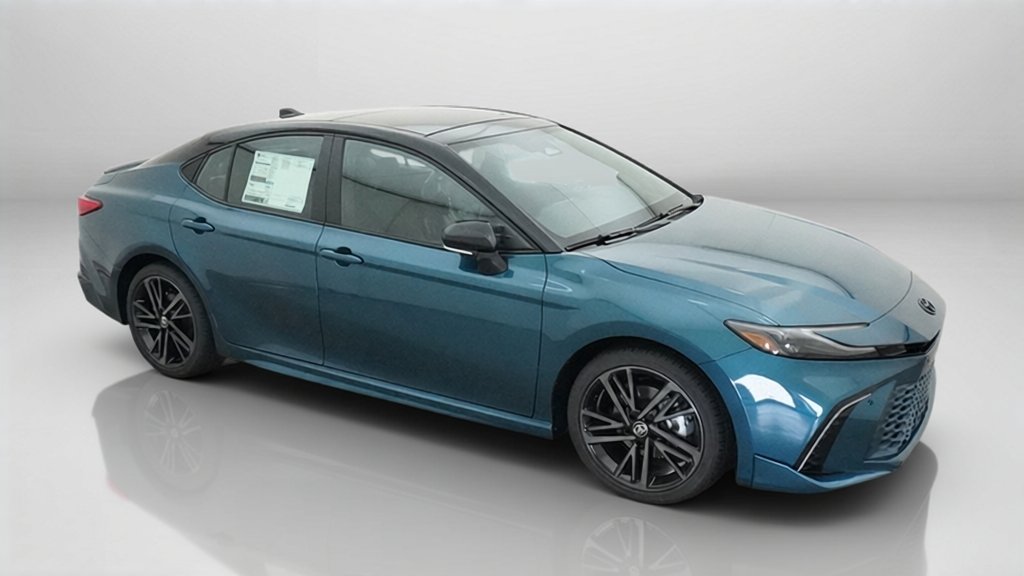 New 2026 Ocean Gem with Midnight Black Metallic roof Toyota XSE image 6