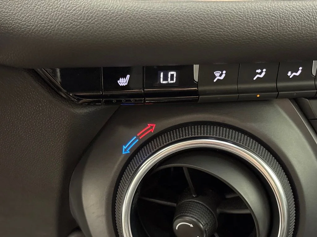 Used 2025 Black Chevrolet LT image 35
