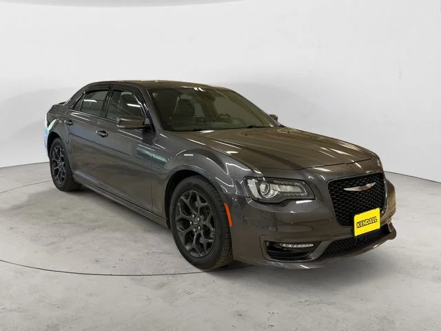 Used 2019 Gray Chrysler S image 3