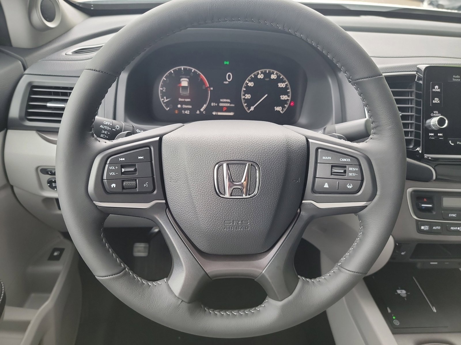 New 2026 Platinum White Pearl Honda RTL image 17