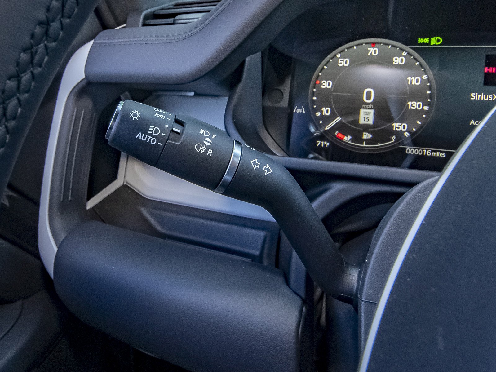 New 2026 Carpathian Grey Land Rover X-Dynamic SE image 21