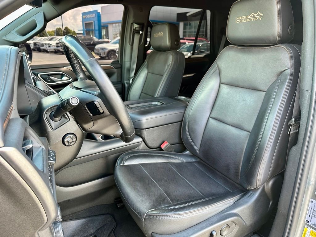 Used 2022 Gray Chevrolet High Country image 14