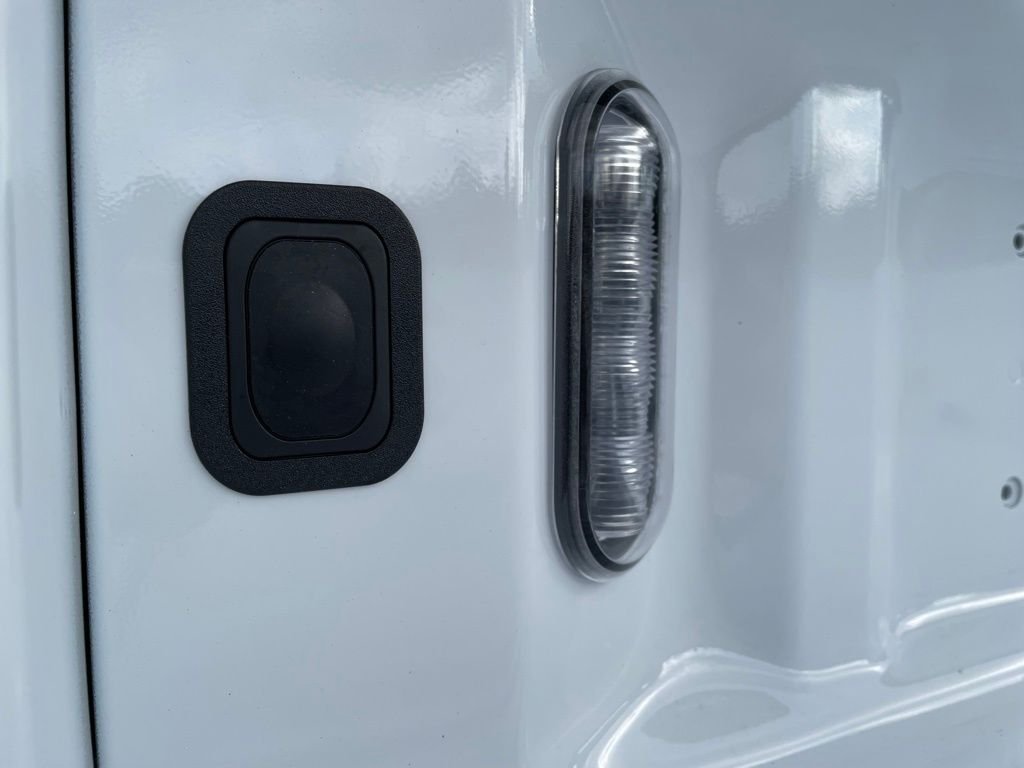 New 2026 OXFORD WHITE Ford XL image 16